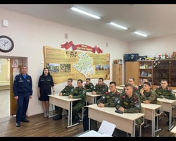 Начальник цикла МТО - старший преподаватель кафедры ВКС майор А. Загаевский 15 и 16 октября посетил Крымский казачий кадетский корпус